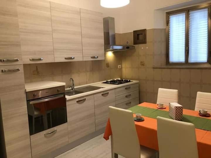 Realty Company Croce Apartamento Roma